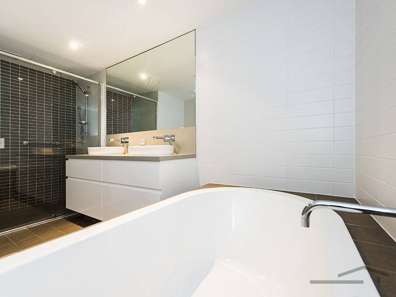 904/3 Marco Polo Drive, Mandurah WA 6210