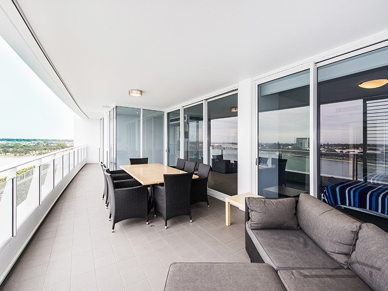 904/3 Marco Polo Drive, Mandurah WA 6210