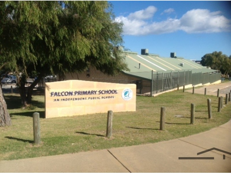 12 Ferguson Street, Wannanup WA 6210