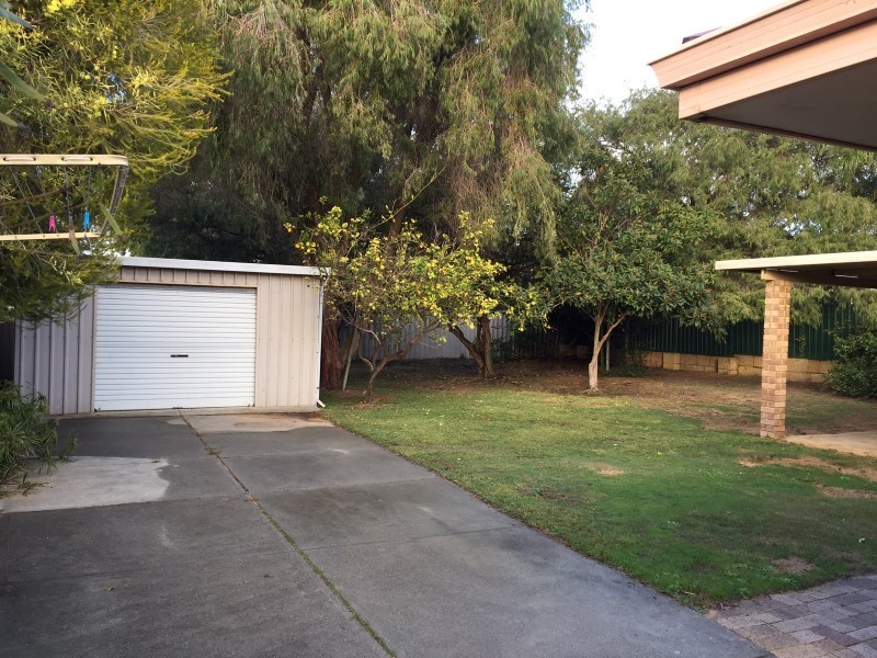 14 Reilly Street, Singleton WA 6175