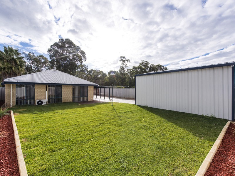 122 Mississippi Drive, Greenfields WA 6210