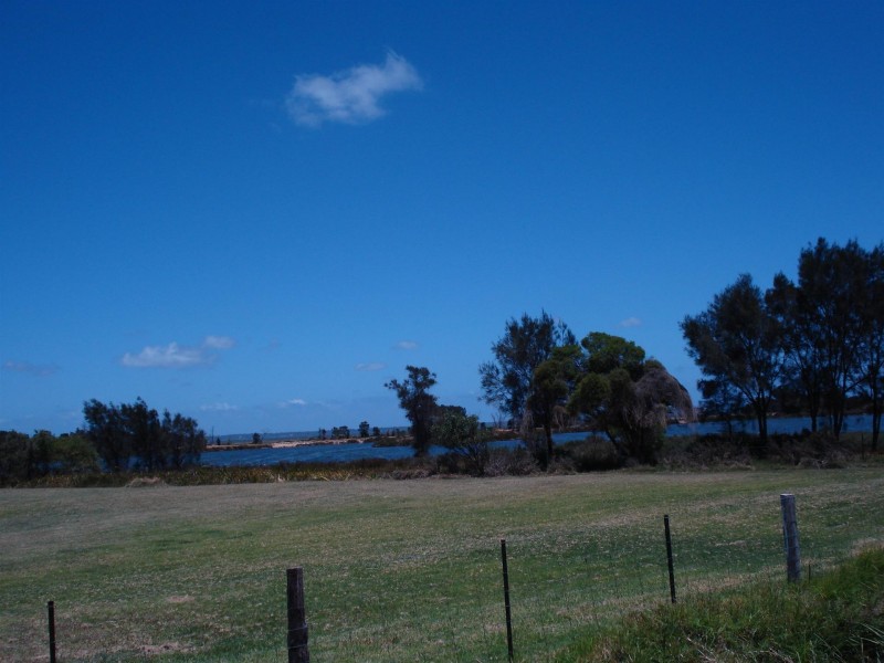 1 Nairn Road, Coodanup WA 6210