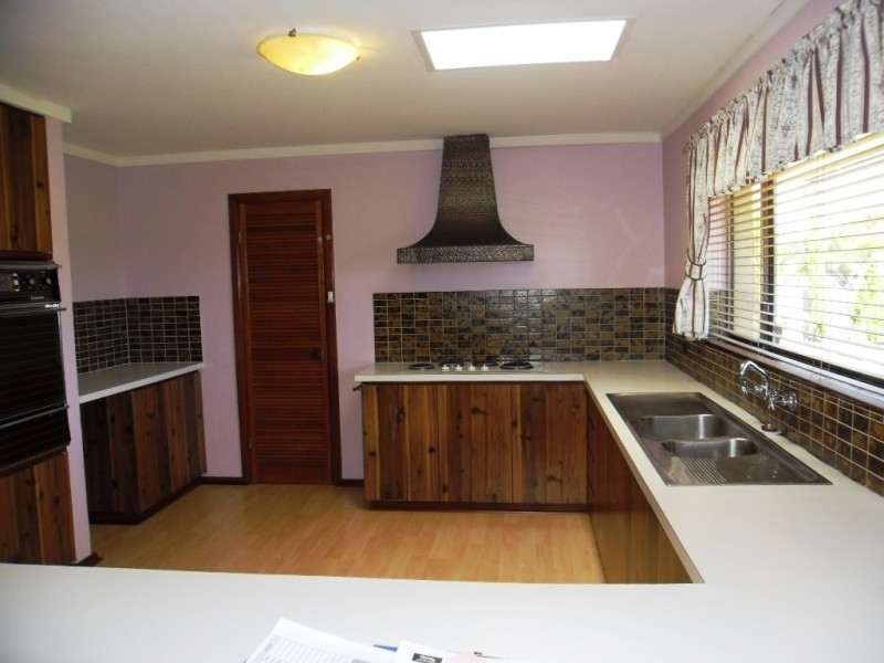 1 Nairn Road, Coodanup WA 6210