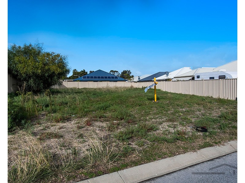 16 Holloway Turn, Ravenswood WA 6208