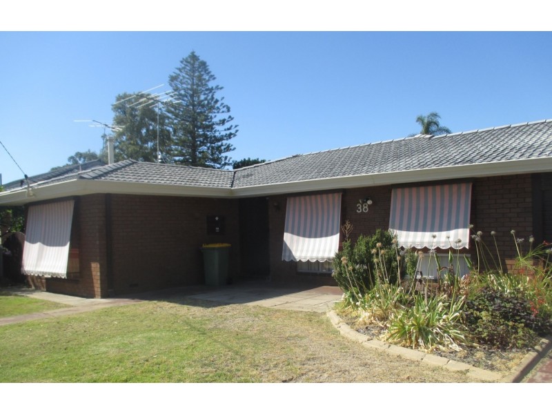 38 Goomarl Street, Dudley Park WA 6210