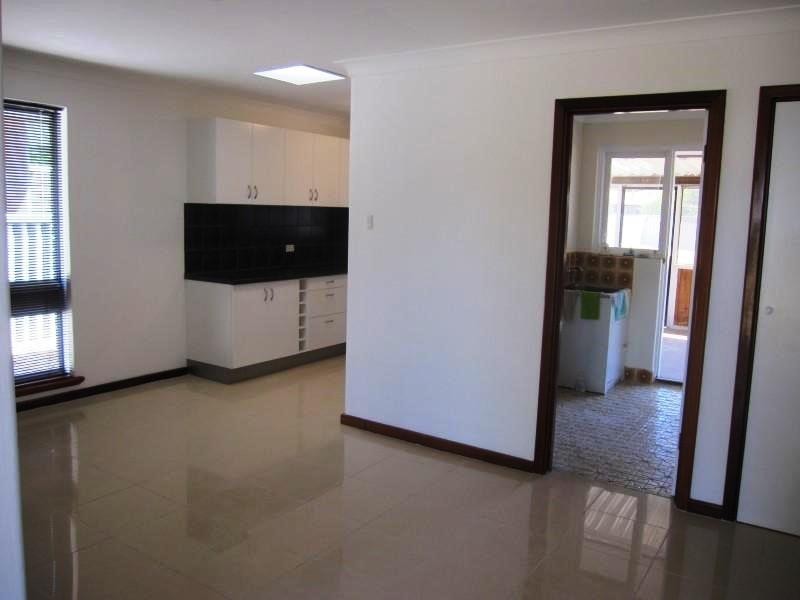 38 Goomarl Street, Dudley Park WA 6210