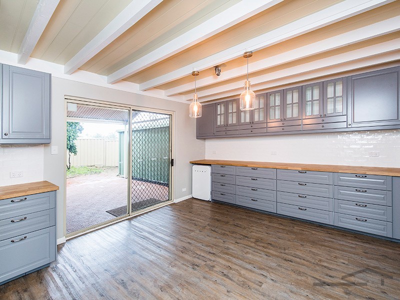 4B Magnolia Rise, Halls Head WA 6210