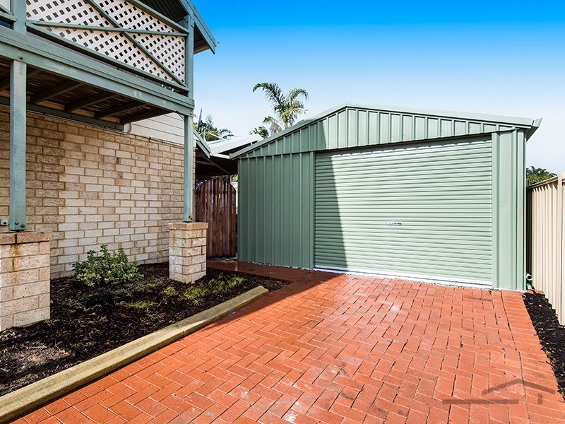 4B Magnolia Rise, Halls Head WA 6210