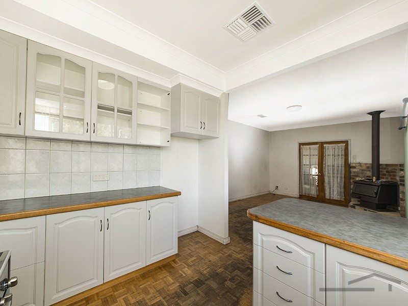 104 Red Road, Parklands WA 6180