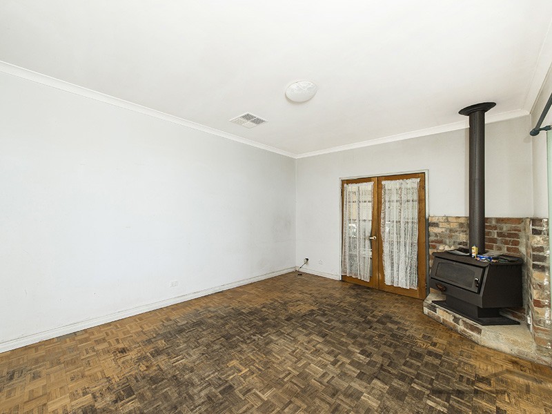 104 Red Road, Parklands WA 6180