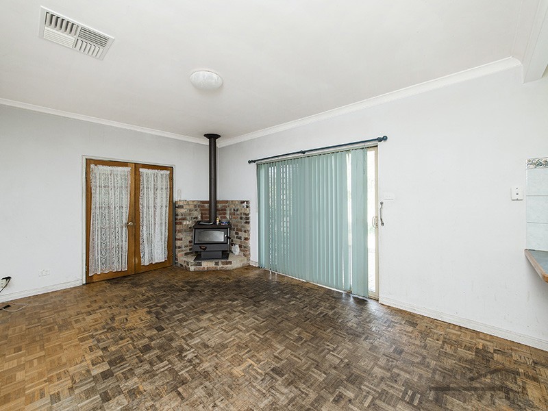 104 Red Road, Parklands WA 6180