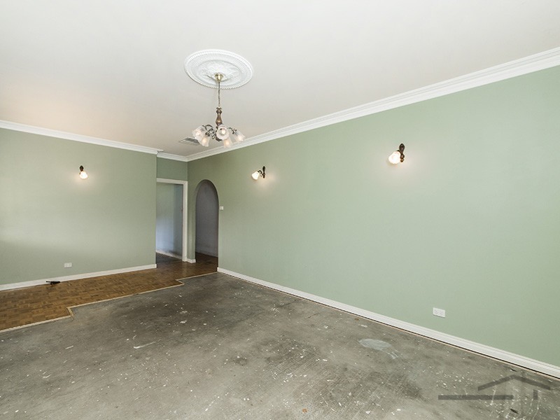 104 Red Road, Parklands WA 6180