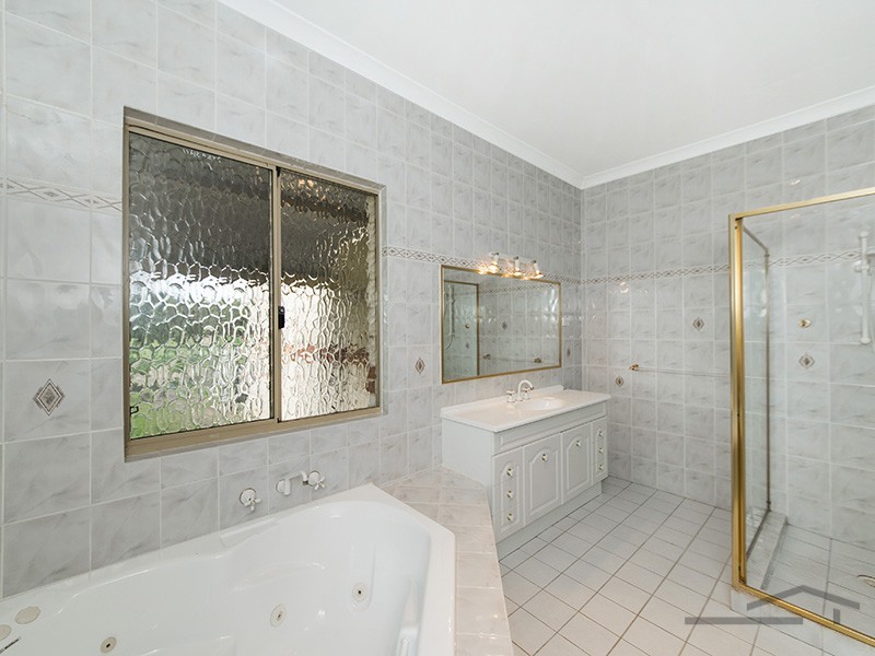 104 Red Road, Parklands WA 6180