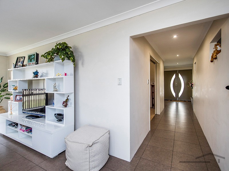 19 Wells Road, Pinjarra WA 6208