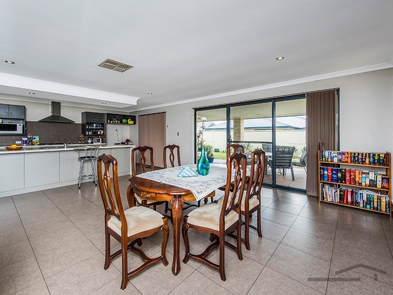 19 Wells Road, Pinjarra WA 6208