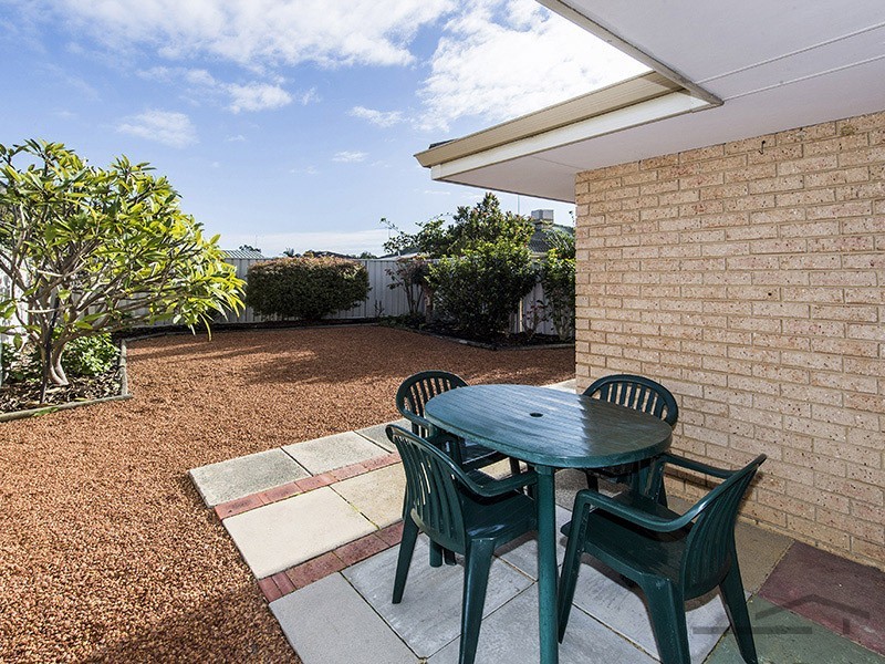 8 Coodanup Drive, Coodanup WA 6210