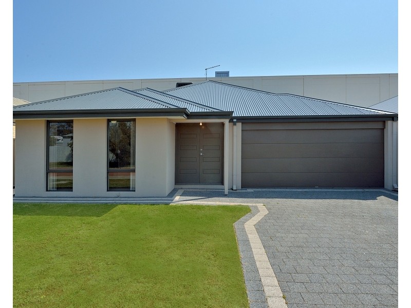22 Illyarrie Avenue, Falcon WA 6210