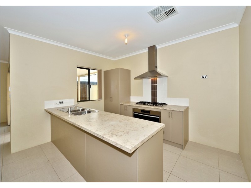 22 Illyarrie Avenue, Falcon WA 6210