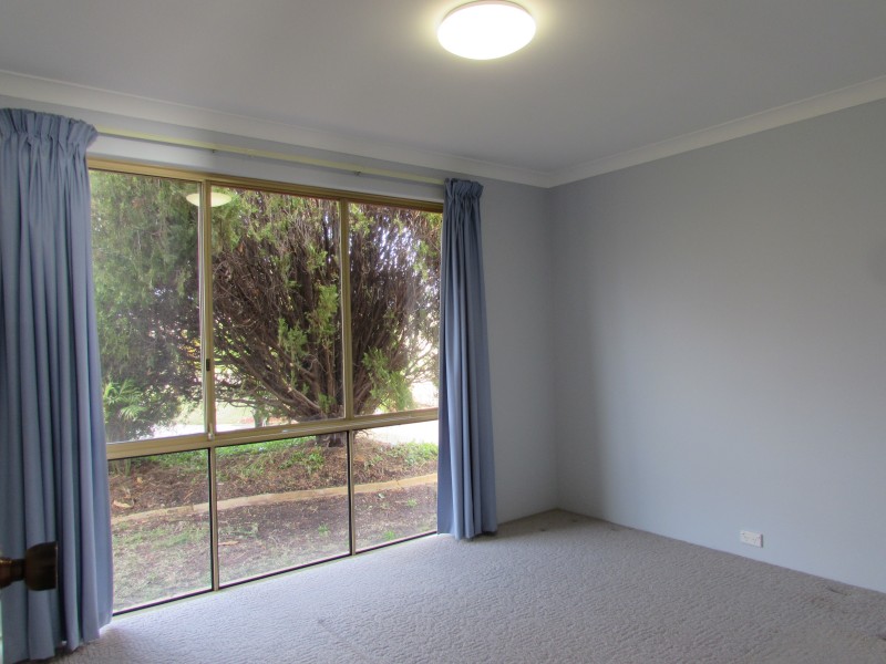 46 Blackwood Parade, Dudley Park WA 6210