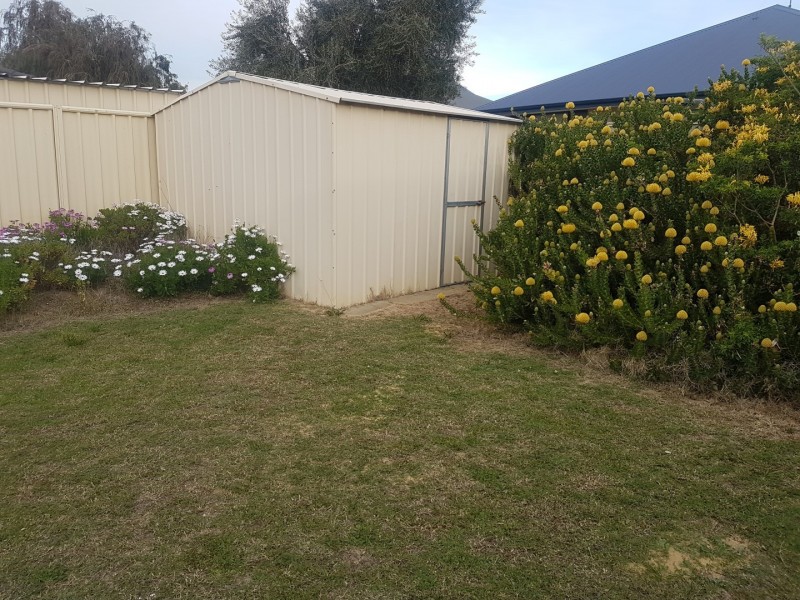 10 Dalwallinu Terrace, Dawesville WA 6211