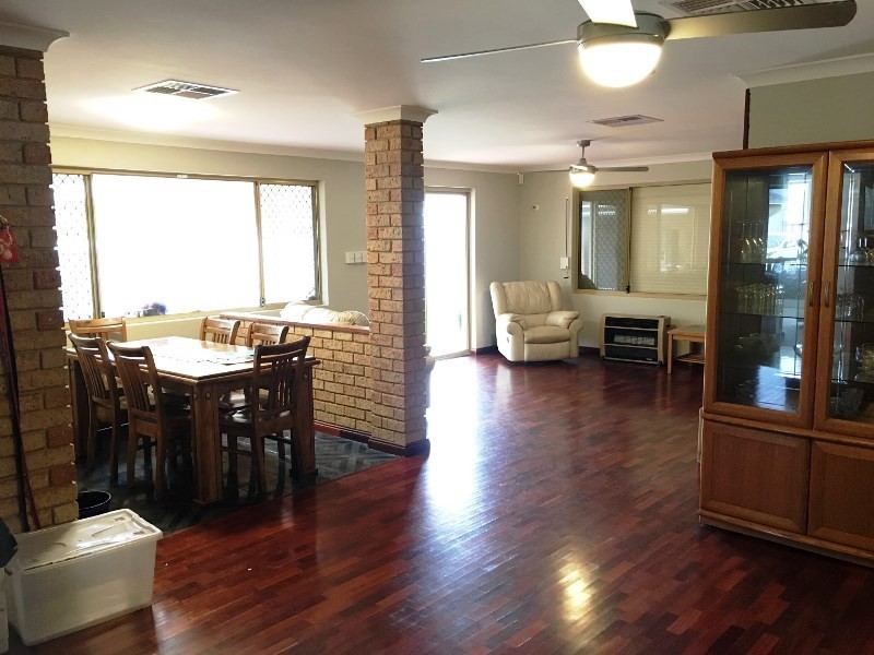6 Sefton Court, Silver Sands WA 6210