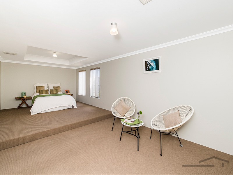 9 Scarab Court, Halls Head WA 6210