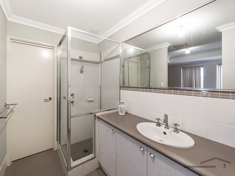 9 Scarab Court, Halls Head WA 6210