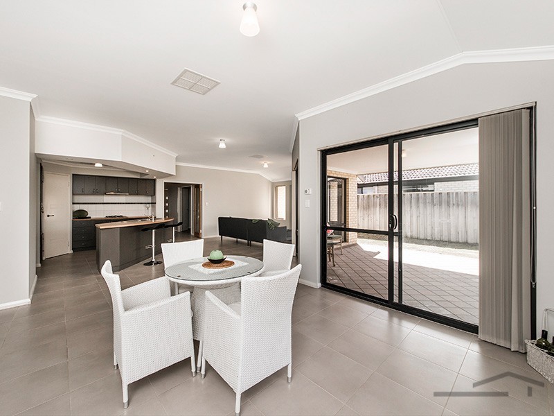 9 Scarab Court, Halls Head WA 6210