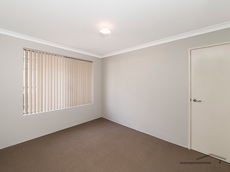 9 Scarab Court, Halls Head WA 6210