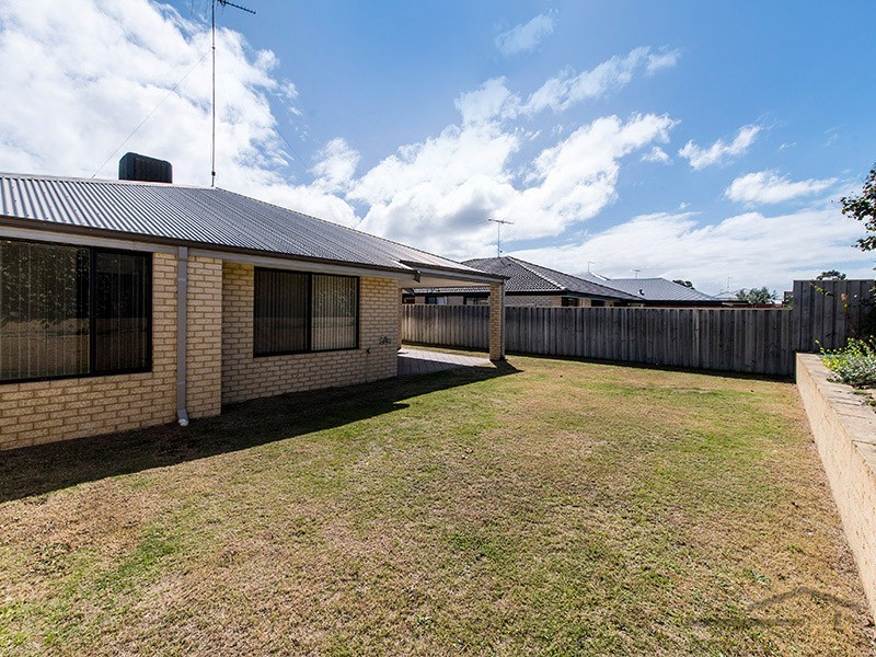 9 Scarab Court, Halls Head WA 6210