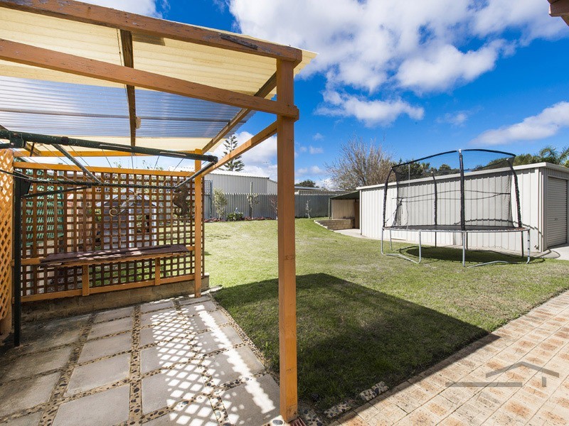 182 McLarty Road, Halls Head WA 6210