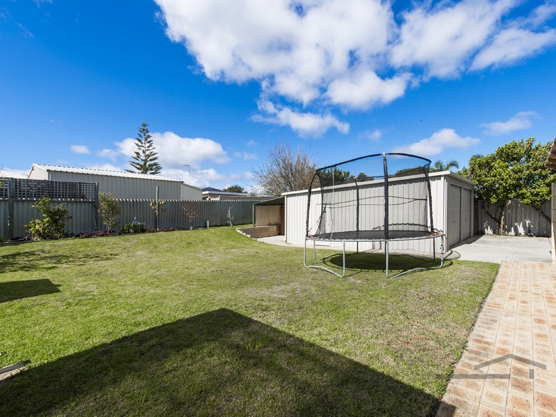 182 McLarty Road, Halls Head WA 6210