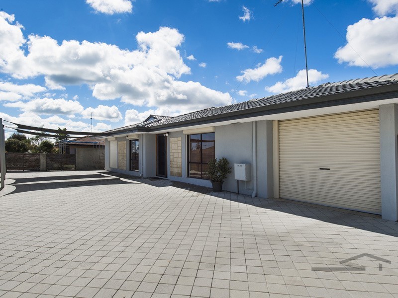 182 McLarty Road, Halls Head WA 6210