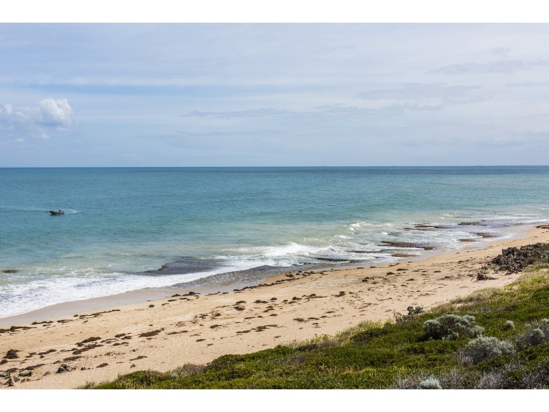 182 McLarty Road, Halls Head WA 6210