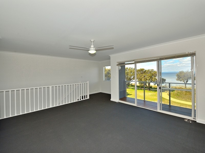19/15 Kardan Loop, Falcon WA 6210