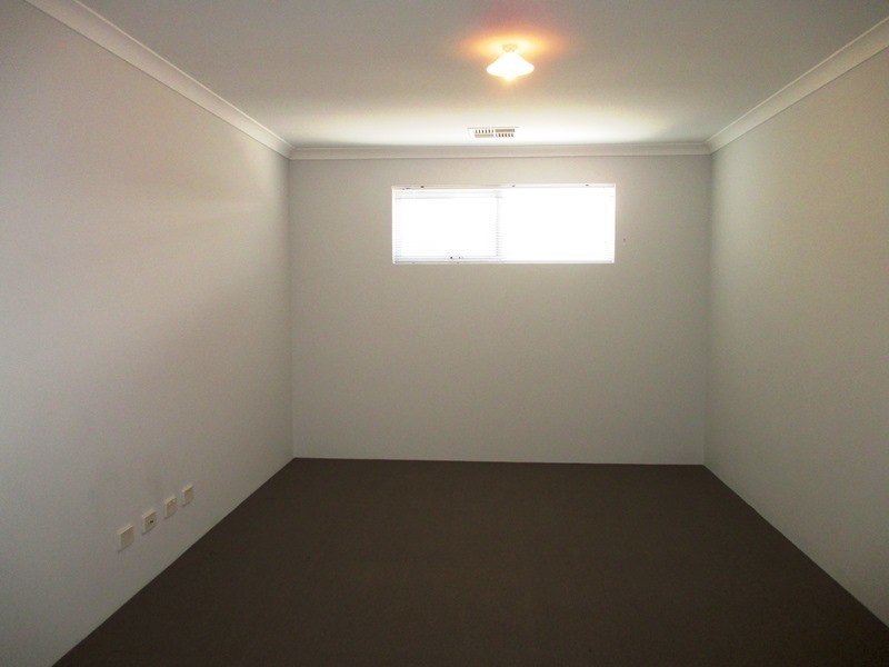 28 Eleanore Drive, Madora Bay WA 6210