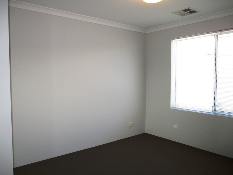 28 Eleanore Drive, Madora Bay WA 6210