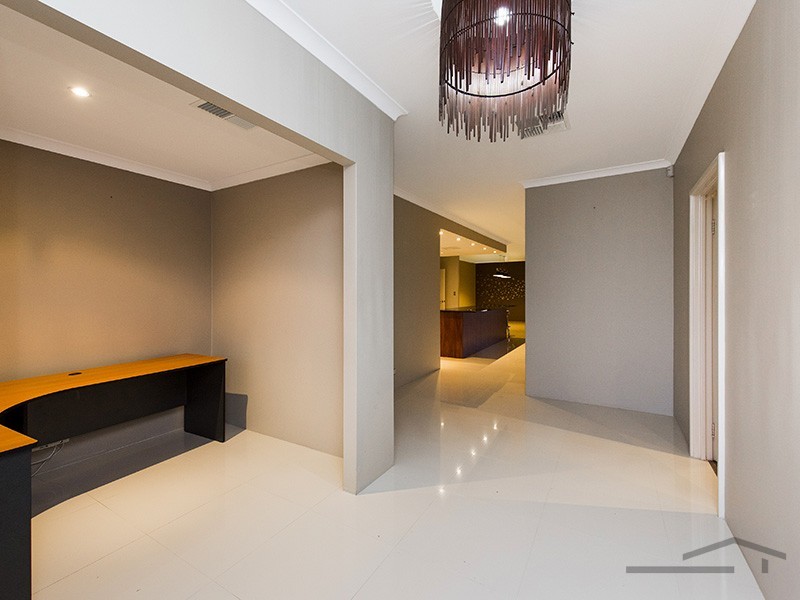 3 Wombarra Street, Secret Harbour WA 6173