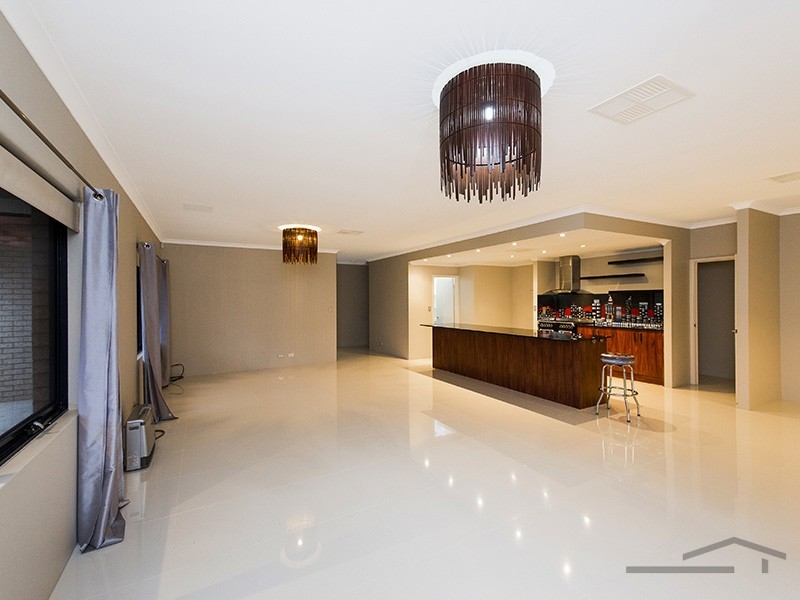 3 Wombarra Street, Secret Harbour WA 6173