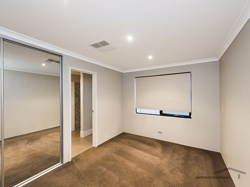 3 Wombarra Street, Secret Harbour WA 6173