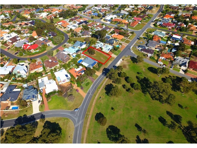 106 McLarty Road, Halls Head WA 6210