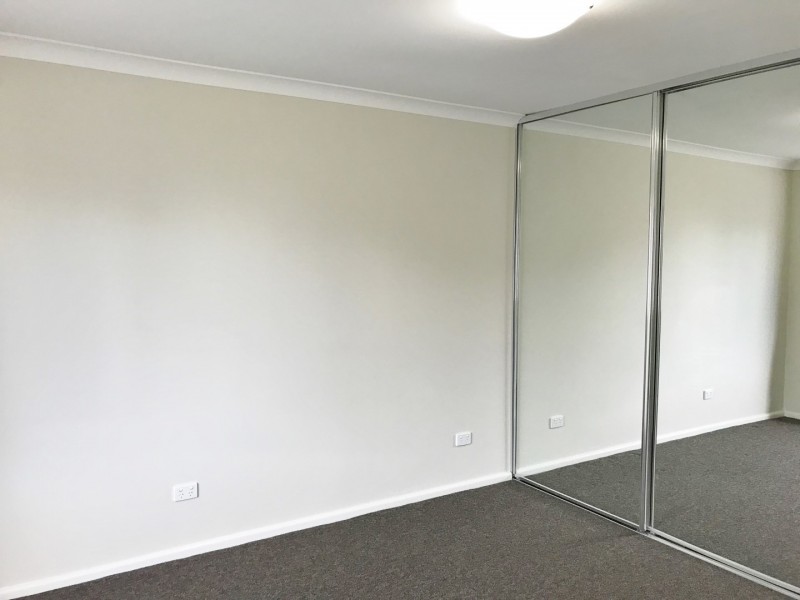 4 Honeysuckle Ramble, Halls Head WA 6210