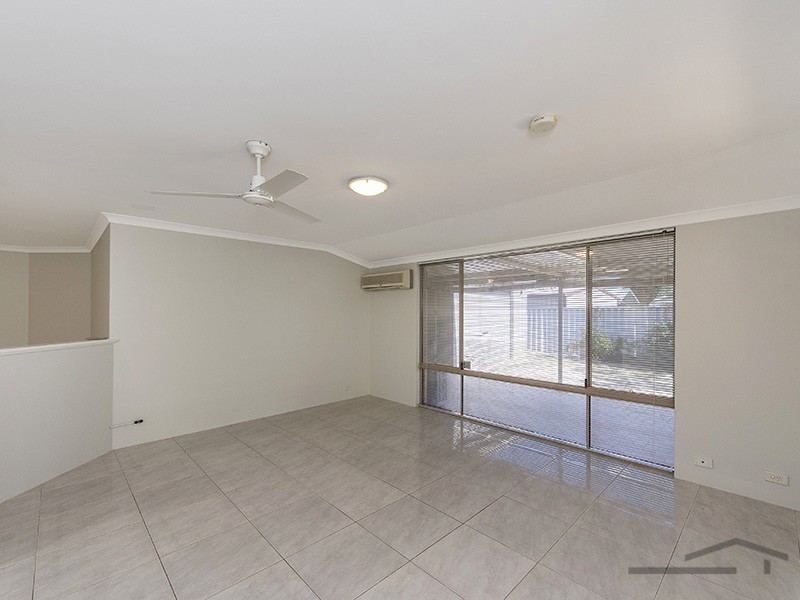 18 Staunton Rise, Halls Head WA 6210