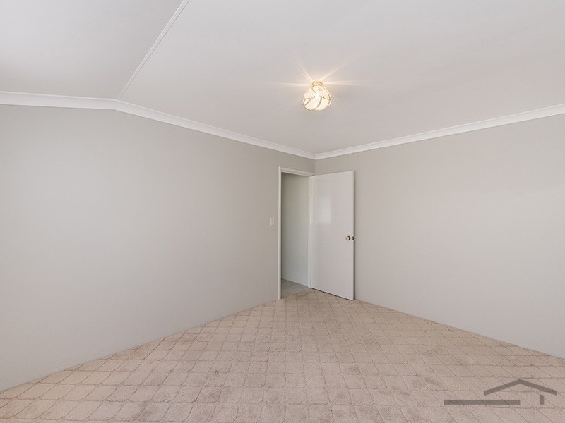 18 Staunton Rise, Halls Head WA 6210