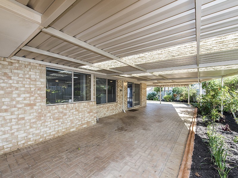 18 Staunton Rise, Halls Head WA 6210