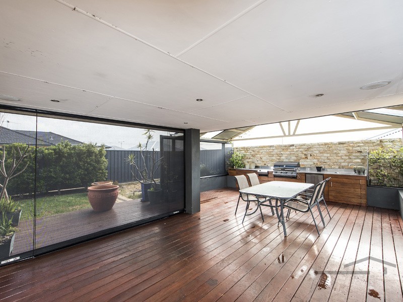 334 Pebble Beach Boulevard, Meadow Springs WA 6210