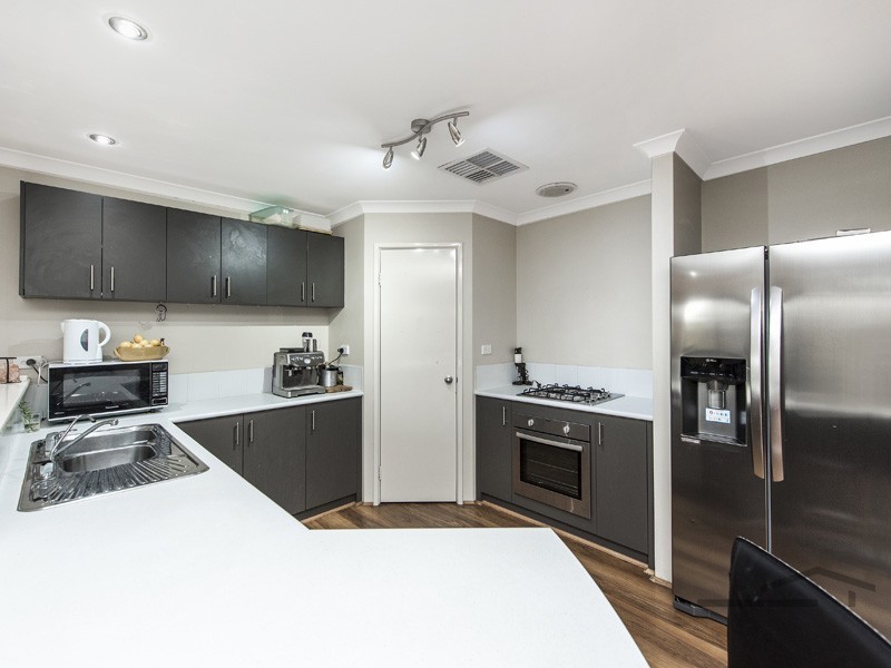 334 Pebble Beach Boulevard, Meadow Springs WA 6210