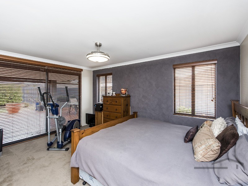 334 Pebble Beach Boulevard, Meadow Springs WA 6210