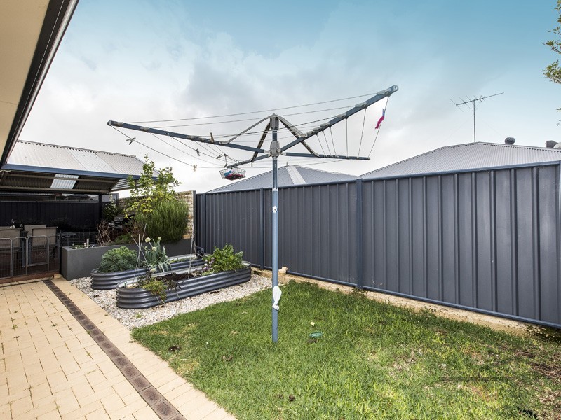 334 Pebble Beach Boulevard, Meadow Springs WA 6210