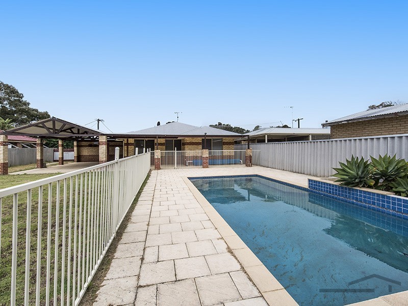 9 Marungi Way, Greenfields WA 6210